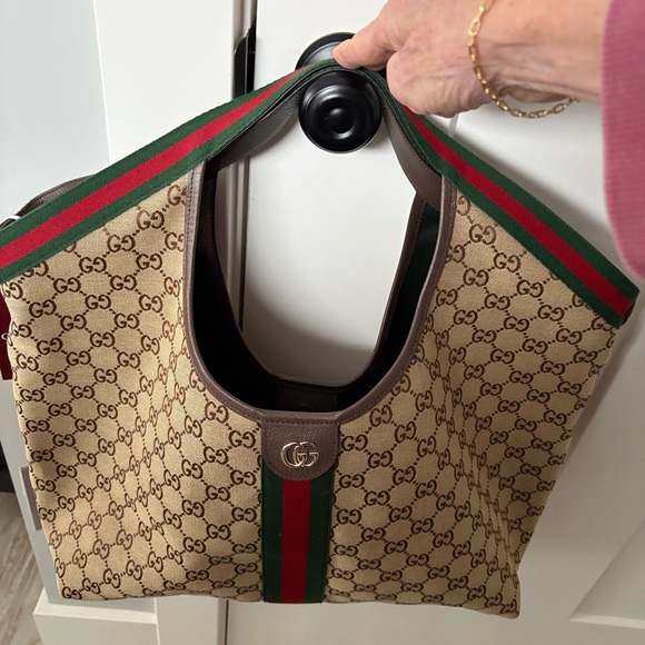 Gucci Beige Monogram Tote Brand New tags attached! Still in box - Picture 9 of 16